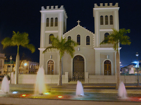 Isabela Plaza at Night